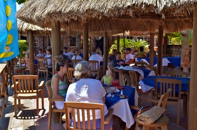 Dining at Baja Mar 