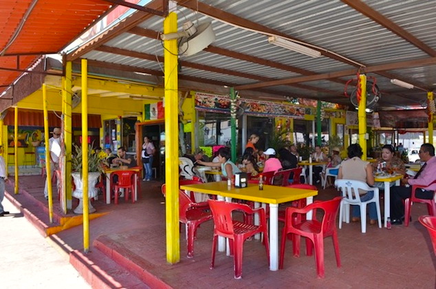 La Morena San Felipe Restaurant dining hall