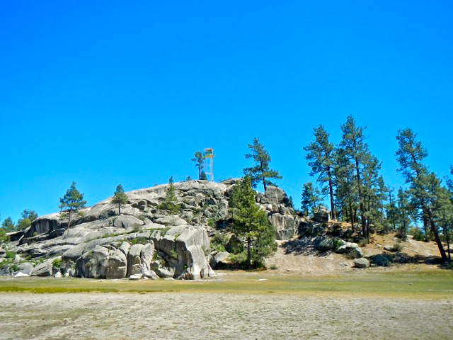 Beautiful rocks at Laguna Hanson