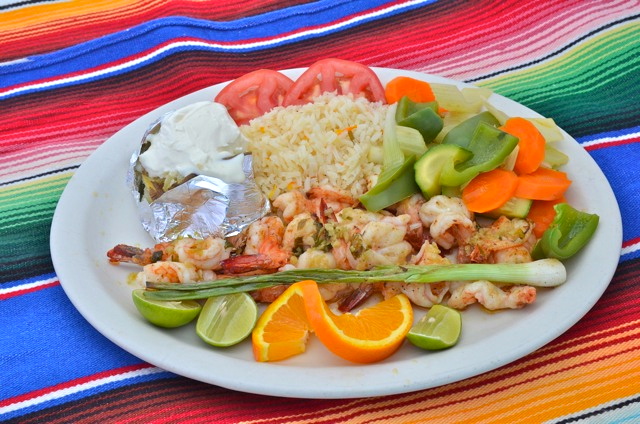 Rosita Restaurant San Felipe: Shrimp with rice plate