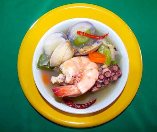 Rosita Restaurant: Shrimp and Oyster plate