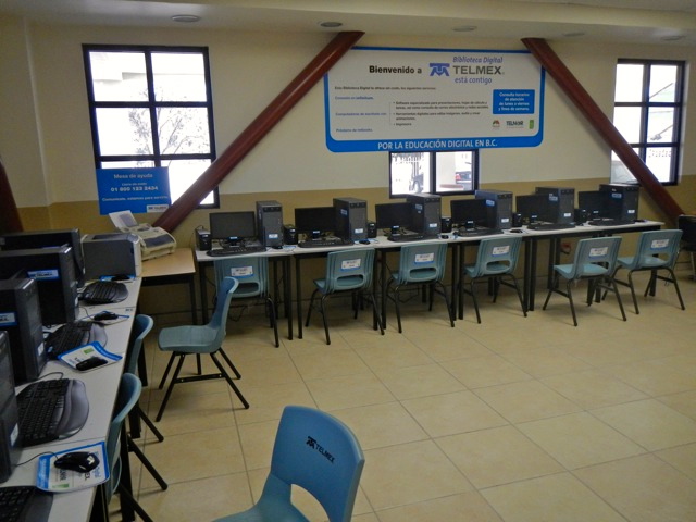 computer room at Centro Cultural San Felipe