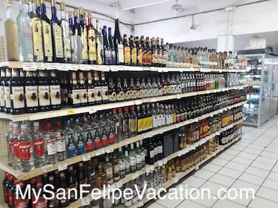 DJ Market San Felipe - Liquor section