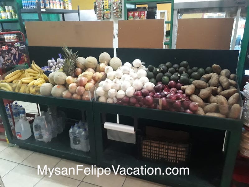 Rancho Market and Deli San Felipe - produce section